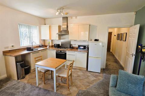 1 bedroom apartment for sale, Bryntirion, Llanelli