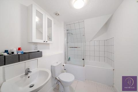 undefined, Manor Drive, Wembley