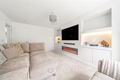 4 bedroom detached house for sale, Woodpecker Close, Bramford, IP8
