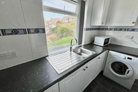 2 bedroom flat to rent, Railton Gardens, Gateshead NE9