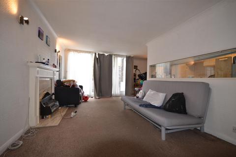 1 bedroom apartment for sale, Ferndene, 123 Slough Lane , London, NW9 8YE