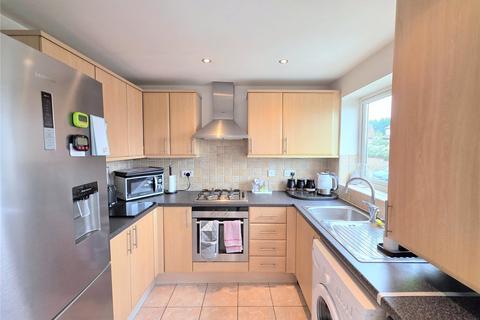 2 bedroom apartment to rent, Stratford Gardens, Bromsgrove, B60