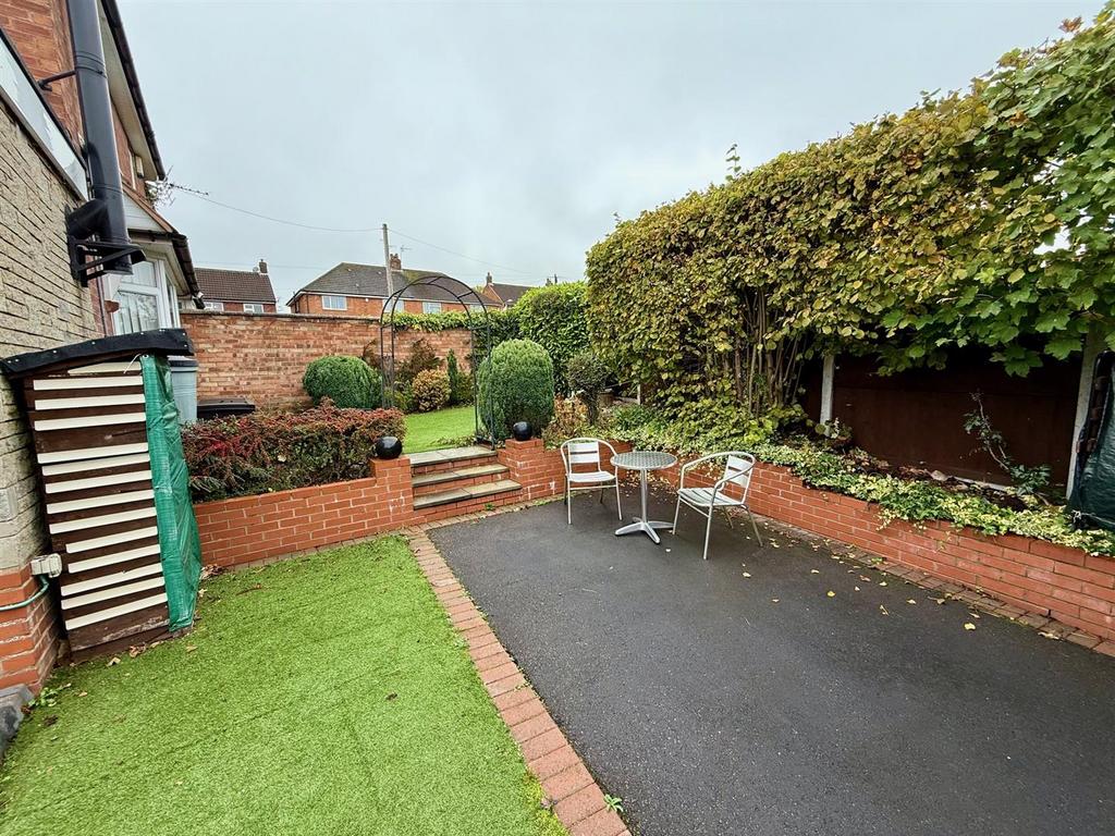 DR23 Garden2.jpg
