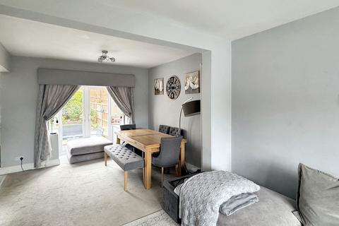 3 bedroom semi-detached house for sale, Norlands Lane, Widnes