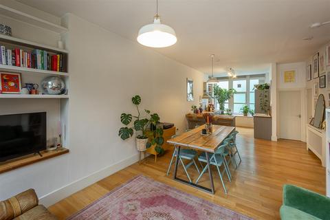 1 bedroom flat for sale, Akenside Hill, Quayside, Newcastle upon Tyne