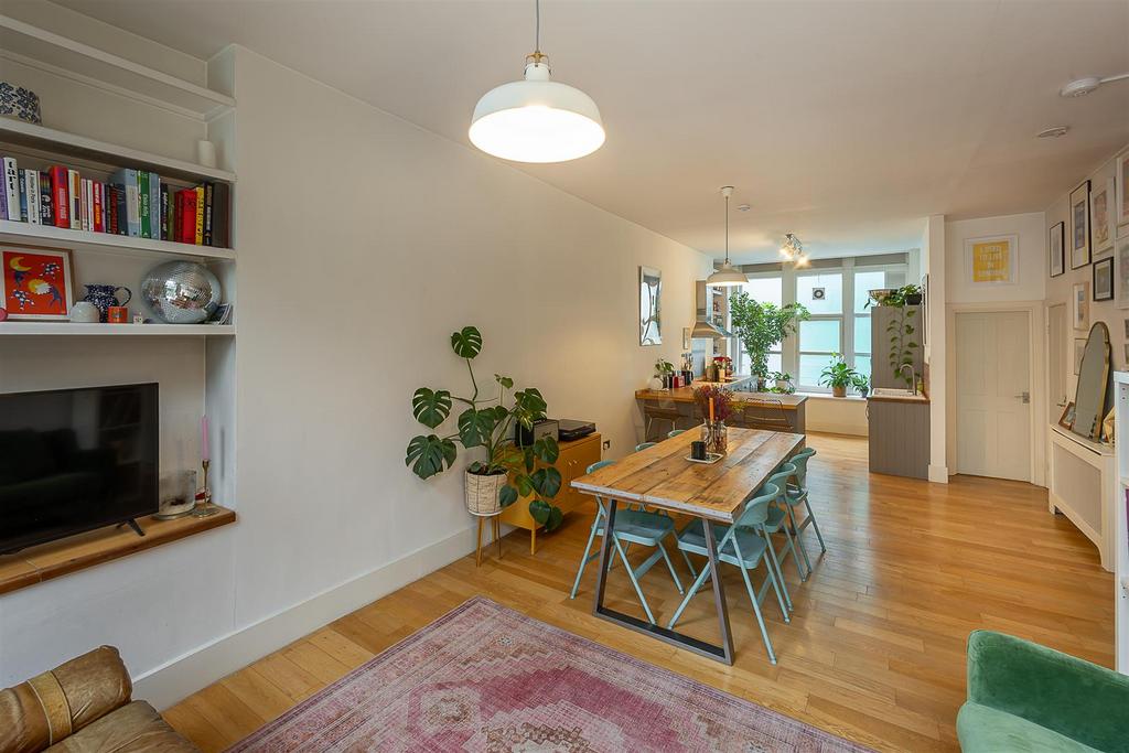 Apartment in Newcastle upon Tyne, Tyne and Wear - View 5
