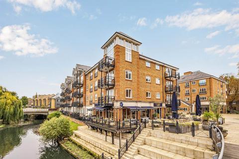 Dorey House, High Street, Brentford Lock