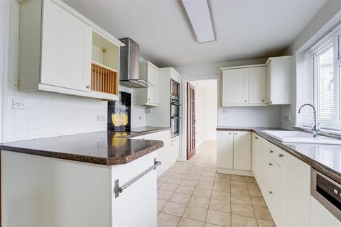 3 bedroom detached bungalow for sale, Carlton Vale Close, Carlton, Nottingham NG4