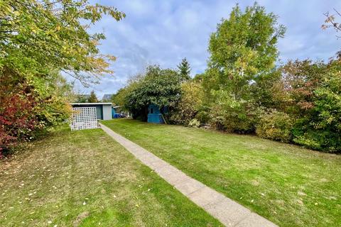 3 bedroom bungalow for sale, Rectory Road, Hawkwell, Hockley, Essex, SS5