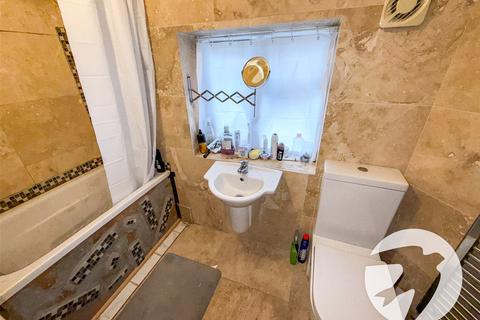 28 Ealdham Square, London, SE9 6BL