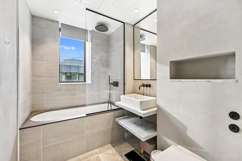 2 bedroom apartment for sale, Newton Street, London, WC2B