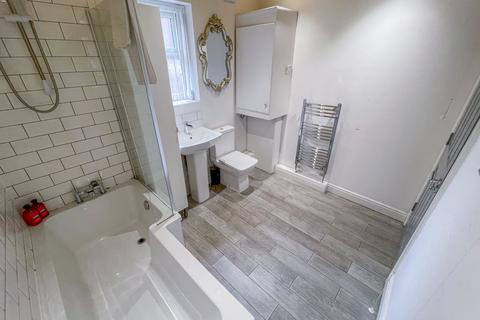 undefined, Prescot Road, L7 0JA,