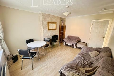 2 bedroom house to rent, Wishford Avenue, NG7