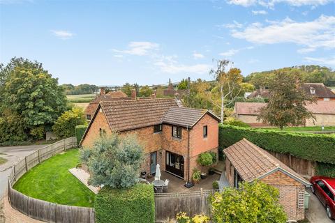3 bedroom detached house for sale, Streetfield, Ulcombe