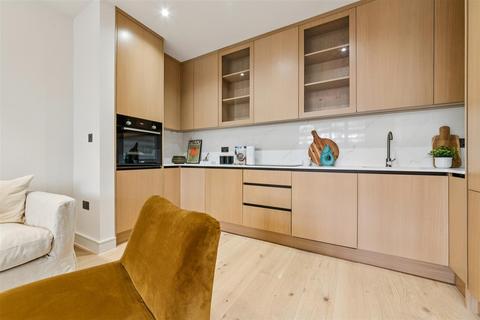 undefined, Barrowgate Road, London, W4
