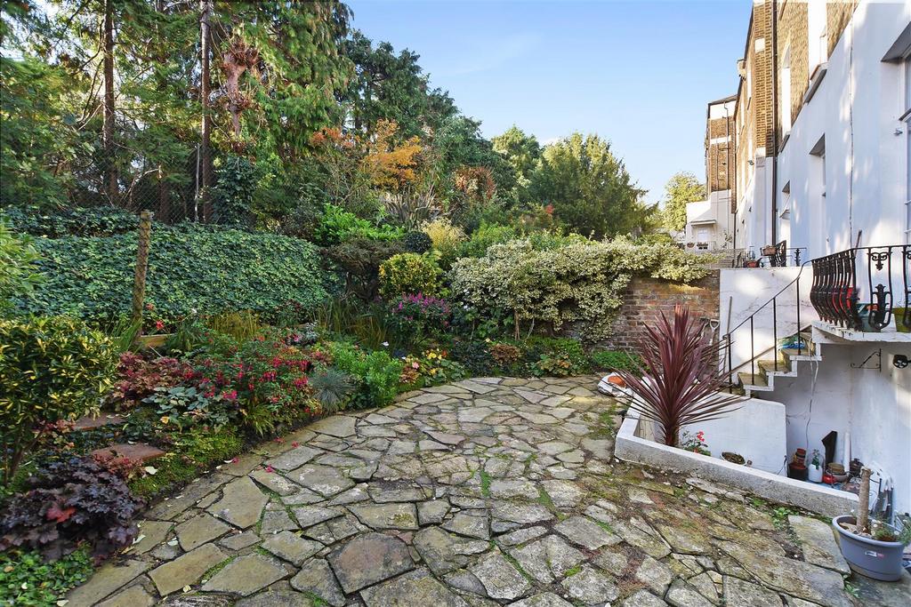 Apartment in London, Highgate - View 3