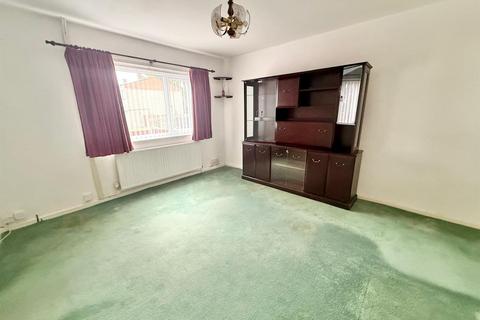 undefined, Renfrew Close, Macclesfield