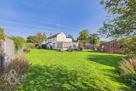 5 bedroom detached house for sale, Post Office Road, Little Plumstead, Norwich