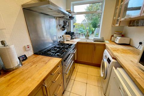 3 bedroom semi-detached house for sale, Blundell Road, Luton, Bedfordshire, LU3 1SW