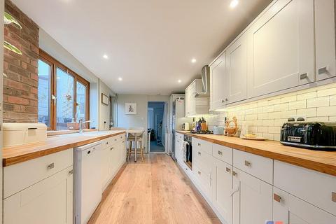 undefined, Livingstone Road, Burgess Hill