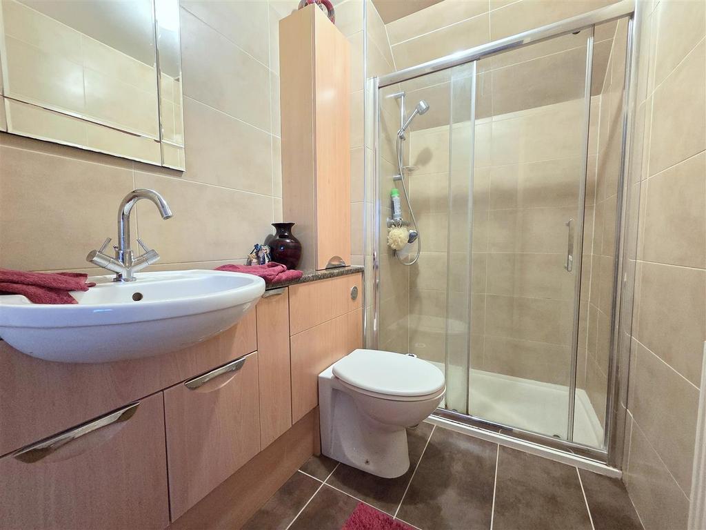 Ensuite Shower Room