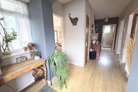 5 bedroom detached house for sale, Galahad Way, Stourport-On-Severn