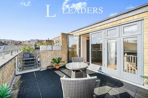 3 bedroom terraced house to rent, Gloucester Road, Brighton, East Sussex, BN1