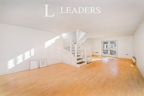 3 bedroom terraced house to rent, Gloucester Road, Brighton, East Sussex, BN1