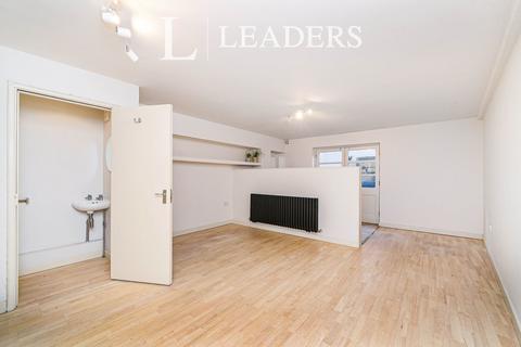 3 bedroom terraced house to rent, Gloucester Road, Brighton, East Sussex, BN1