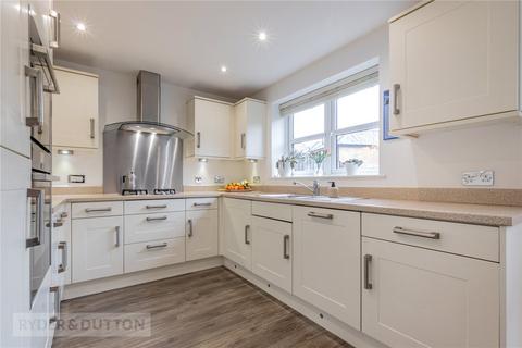15 Knoll Close, Greenfield, Oldham, OL3 7FJ