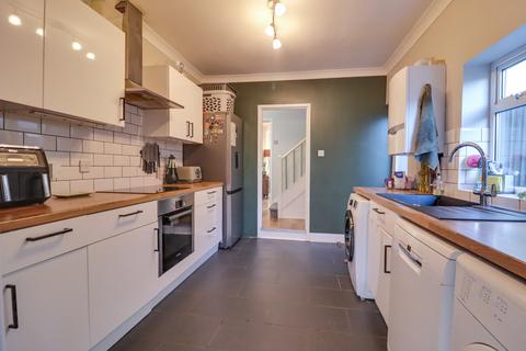 3 bedroom terraced house for sale, Manor Road North, Itchen