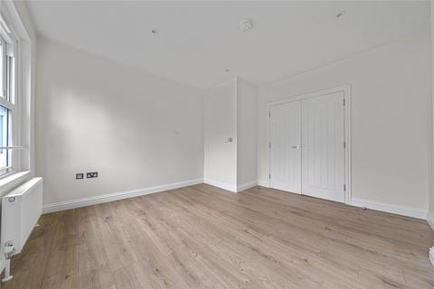 undefined, Connaught Road, Woking GU24