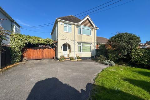 3 bedroom detached house for sale, Wimborne Road West, Wimborne, BH21