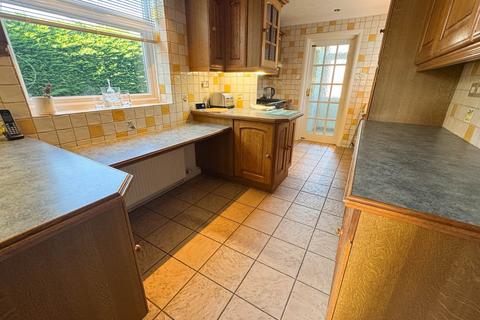 3 bedroom detached house for sale, Wimborne Road West, Wimborne, BH21