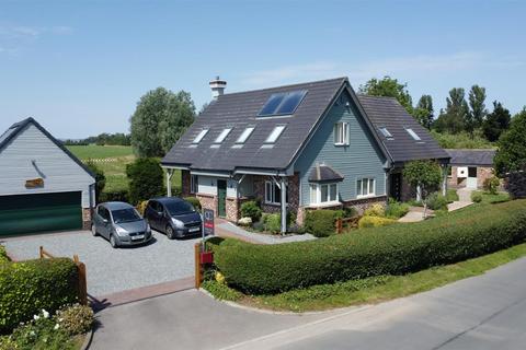 4 bedroom detached house for sale, Church Lane, Little Driffield