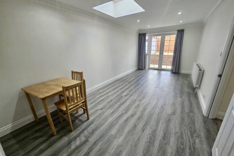 undefined, Hale Lane, Mill Hill, NW7