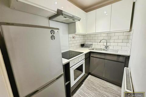 1 bedroom flat for sale, Southend Road, Wickford