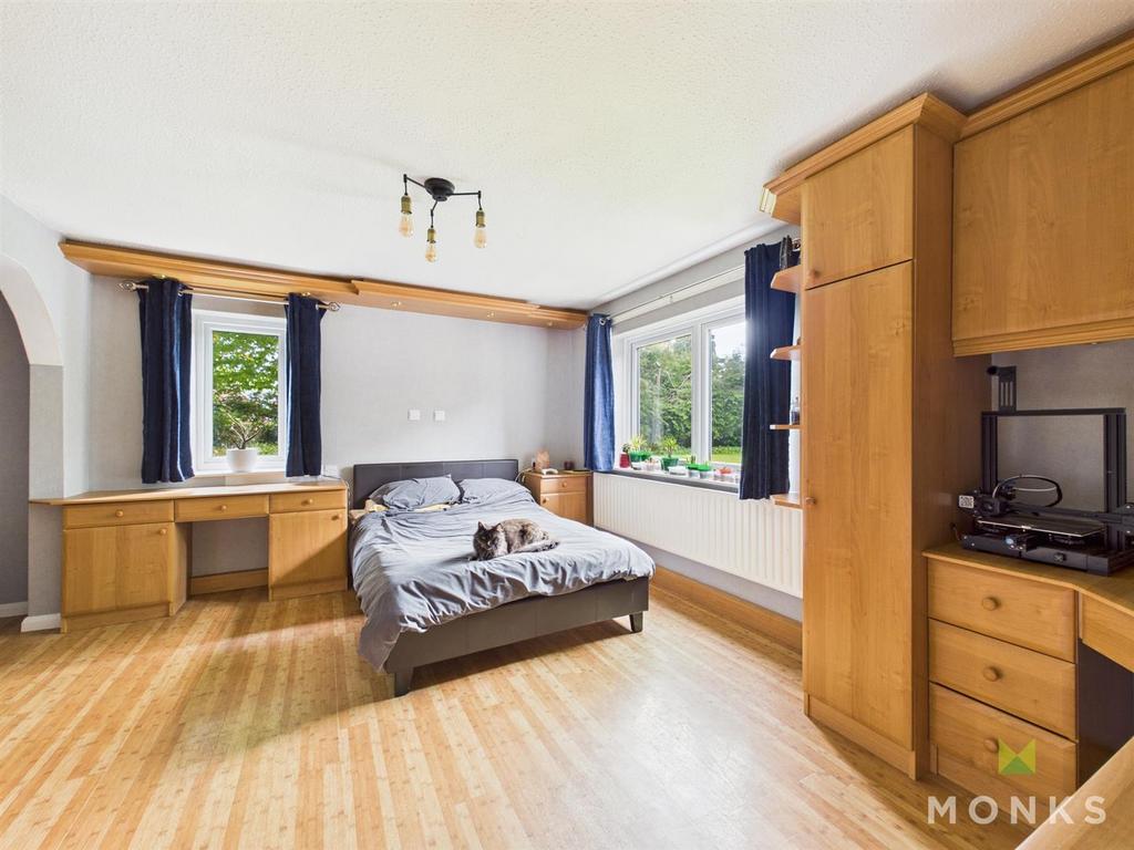 CAM01420 G0-PR0783-STILL005.jpg