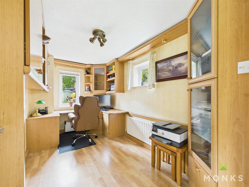 CAM01420 G0-PR0783-STILL002.jpg