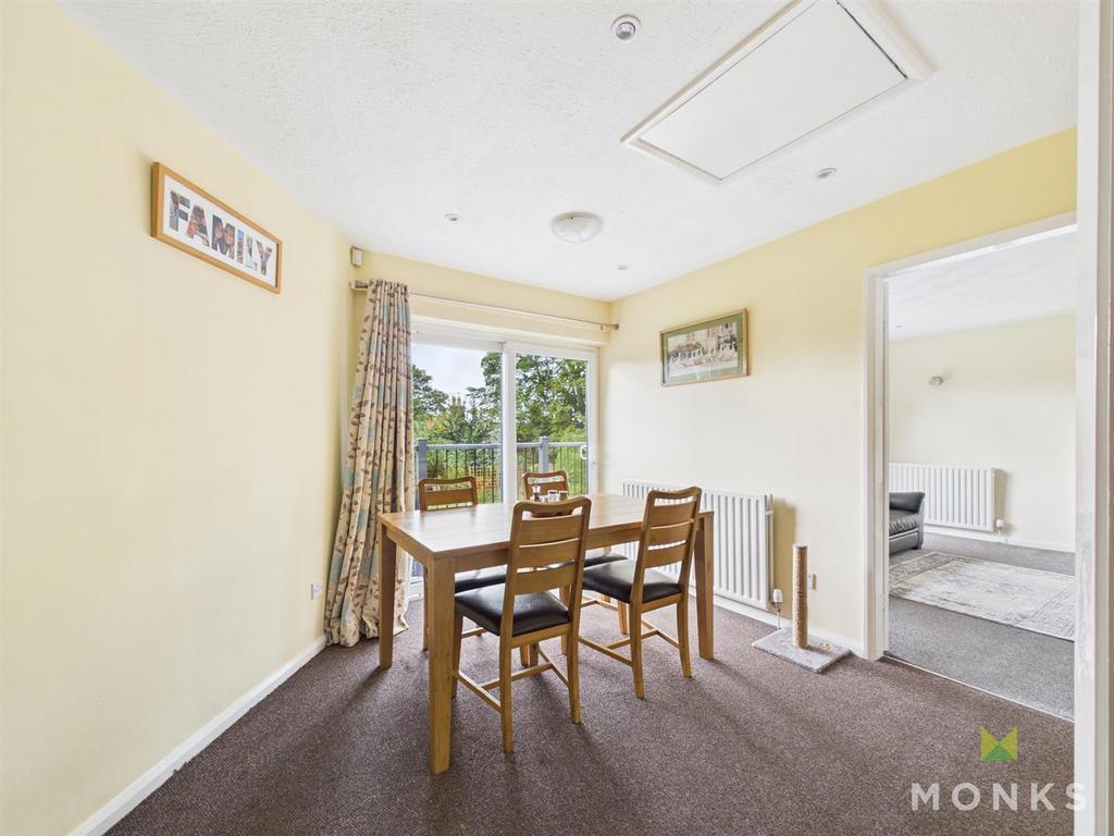 CAM01420 G0-PR0783-STILL017.jpg