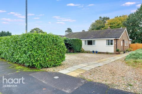 2 bedroom semi-detached bungalow for sale, Tipton Close, Dereham