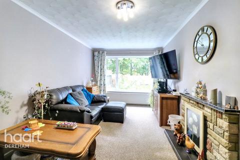 2 bedroom semi-detached bungalow for sale, Tipton Close, Dereham