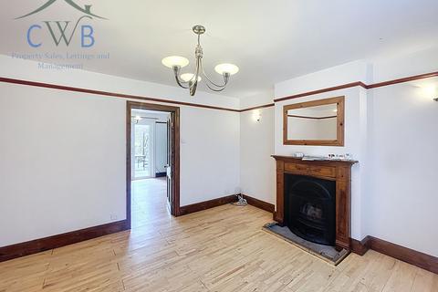 2 bedroom terraced house to rent, High Street, Wouldham, ME1