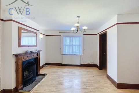 2 bedroom terraced house to rent, High Street, Wouldham, ME1