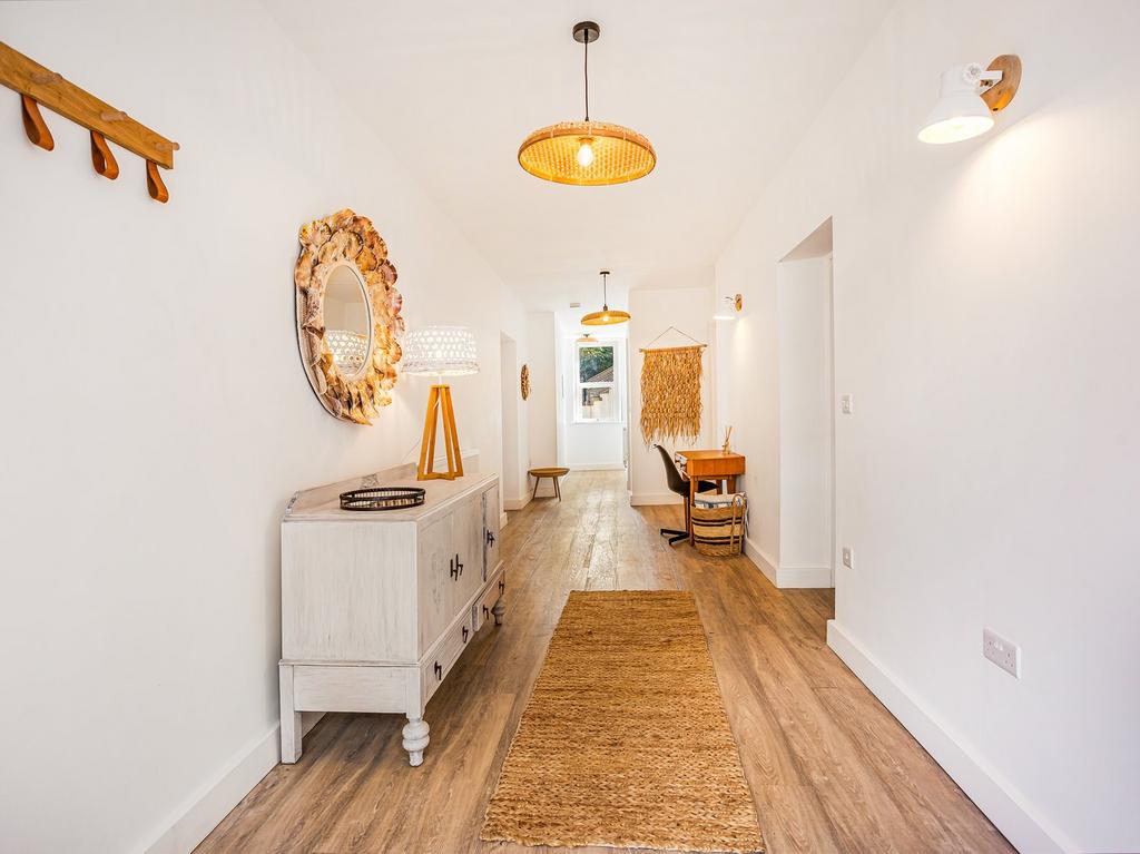 Annexe Entrance Hall