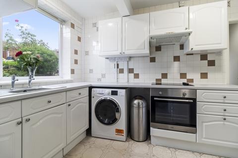 undefined, Worcester WR4