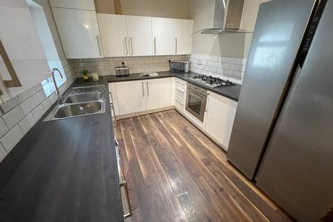 undefined, Halsbury Road , L6 6DQ,