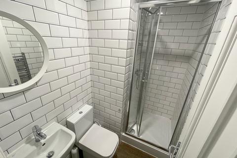 undefined, Halsbury Road , L6 6DQ,