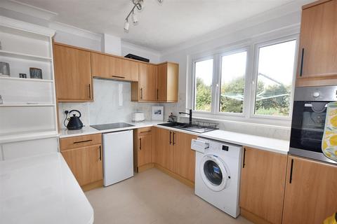 41 Alexandra Close, Illogan, Redruth, TR16 4RS