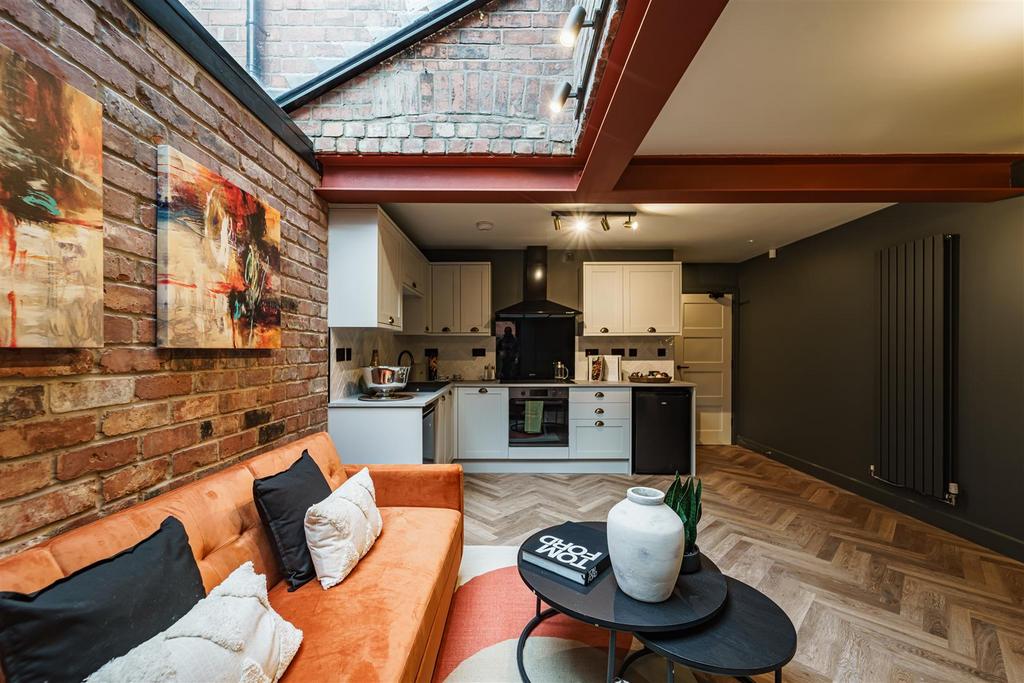 032-A7 R03488-HDR.jpg